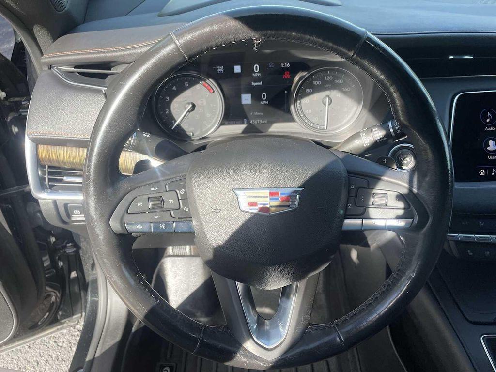 used 2021 Cadillac XT4 car, priced at $27,900