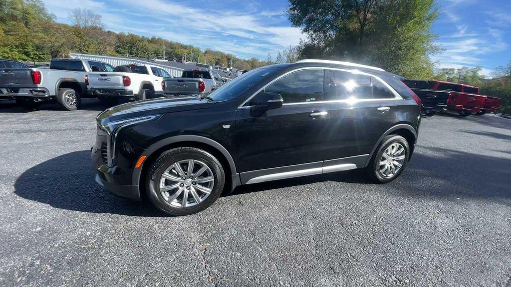 used 2021 Cadillac XT4 car, priced at $27,900