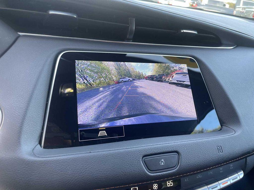 used 2021 Cadillac XT4 car, priced at $27,900