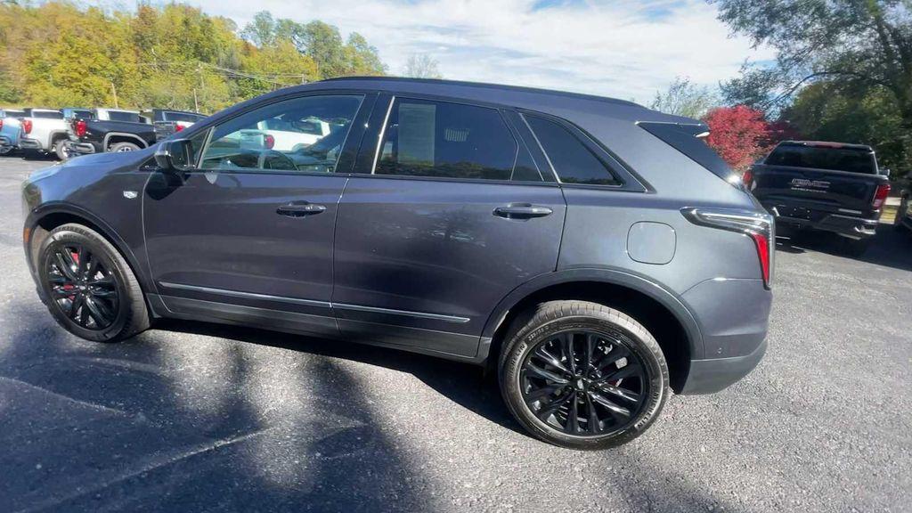 used 2023 Cadillac XT5 car, priced at $40,900