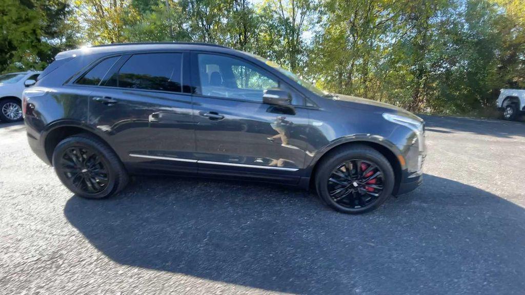 used 2023 Cadillac XT5 car, priced at $40,900