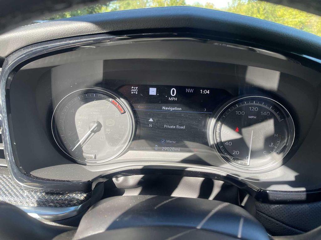 used 2023 Cadillac XT5 car, priced at $40,900