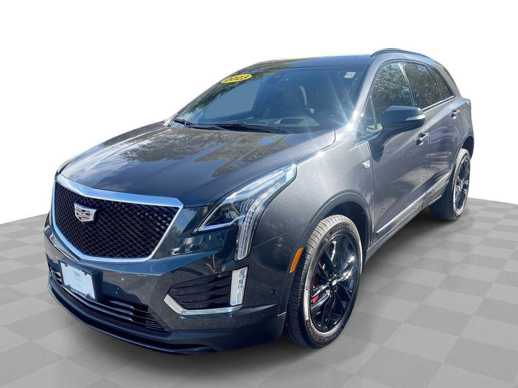 used 2023 Cadillac XT5 car, priced at $40,900