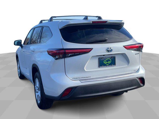 used 2023 Toyota Highlander Hybrid car, priced at $37,900