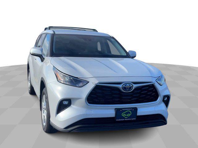 used 2023 Toyota Highlander Hybrid car, priced at $37,900