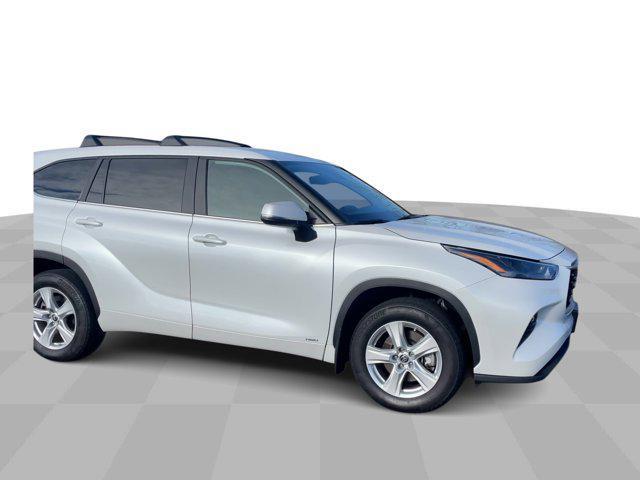 used 2023 Toyota Highlander Hybrid car, priced at $37,900