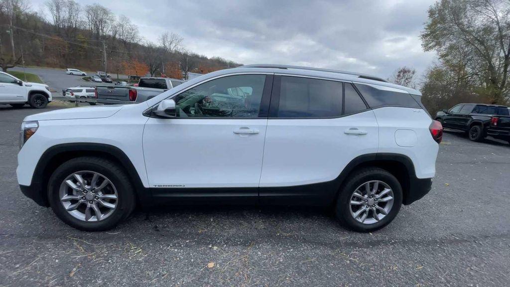 used 2024 GMC Terrain car, priced at $28,500