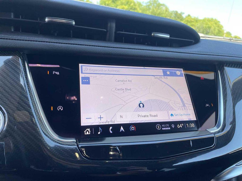 used 2023 Cadillac XT6 car, priced at $41,990