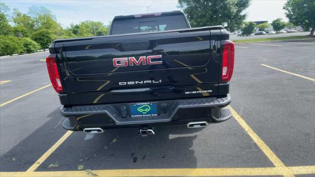 used 2022 GMC Sierra 1500 car, priced at $45,900