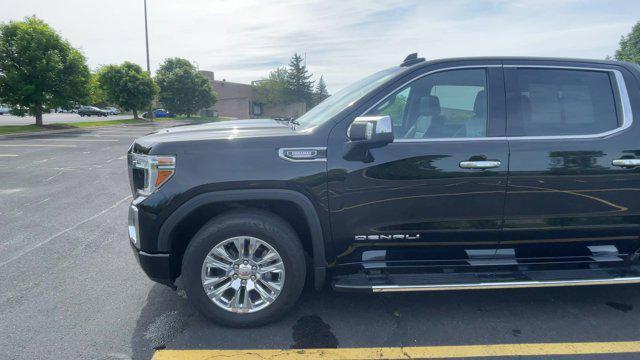 used 2022 GMC Sierra 1500 car, priced at $45,900