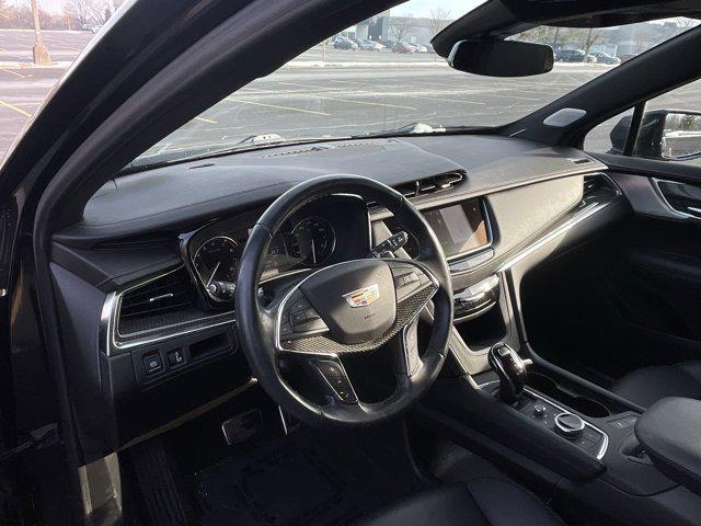 used 2023 Cadillac XT5 car, priced at $42,900