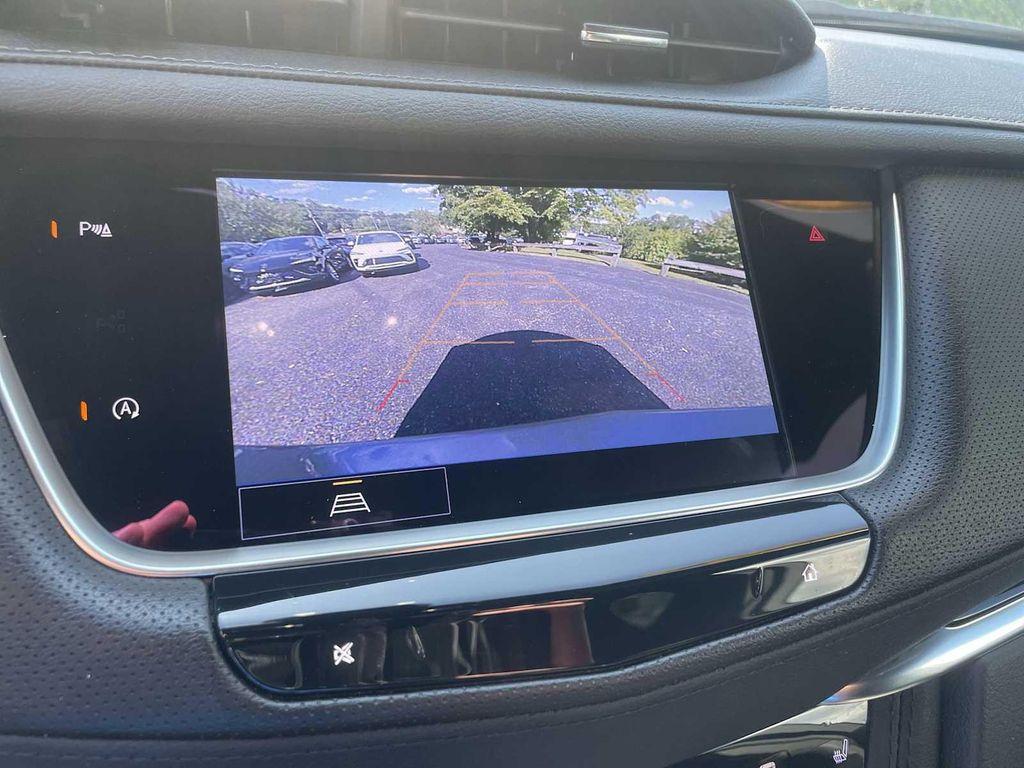 used 2023 Cadillac XT5 car, priced at $35,900