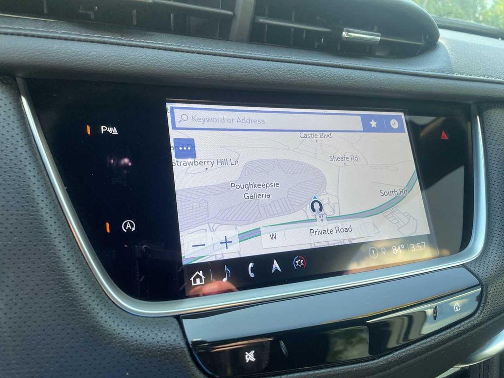 used 2023 Cadillac XT5 car, priced at $35,900