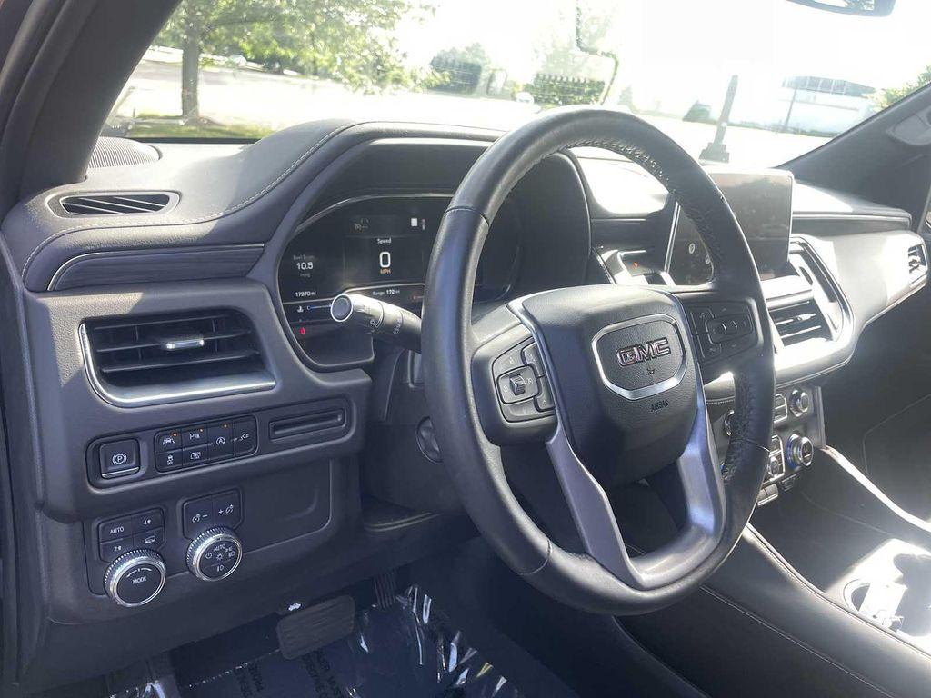 used 2022 GMC Yukon car, priced at $58,900