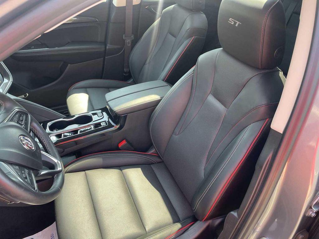 used 2022 Buick Envision car, priced at $30,900