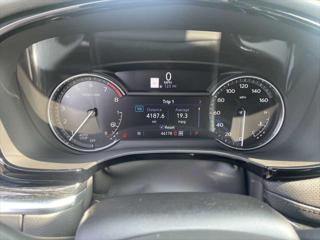 used 2021 Cadillac XT5 car, priced at $33,900