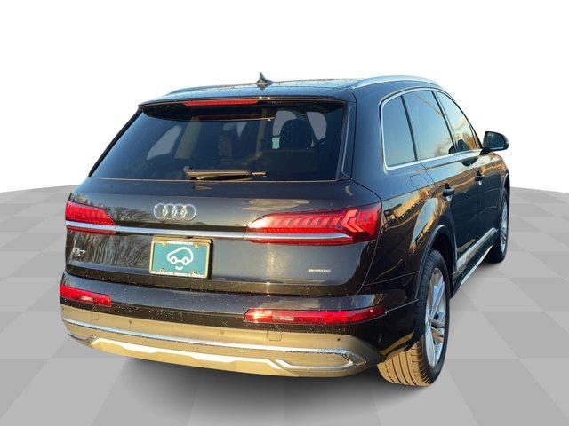 used 2023 Audi Q7 car, priced at $41,900