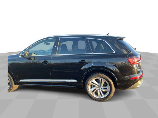 used 2023 Audi Q7 car, priced at $41,900