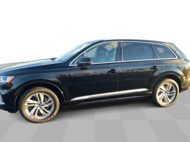 used 2023 Audi Q7 car, priced at $41,900