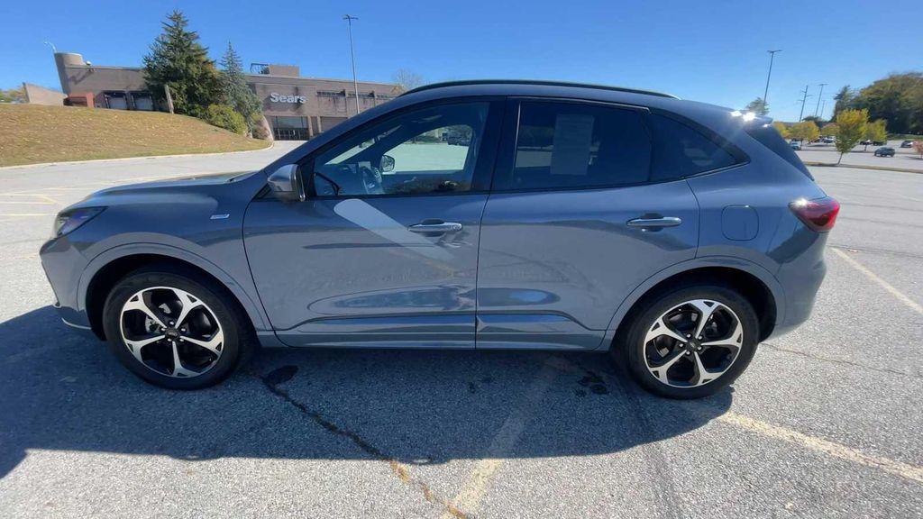 used 2024 Ford Escape car, priced at $28,990