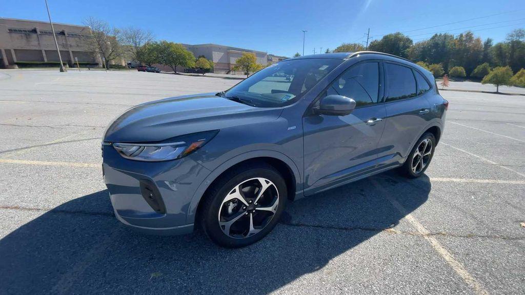 used 2024 Ford Escape car, priced at $28,990