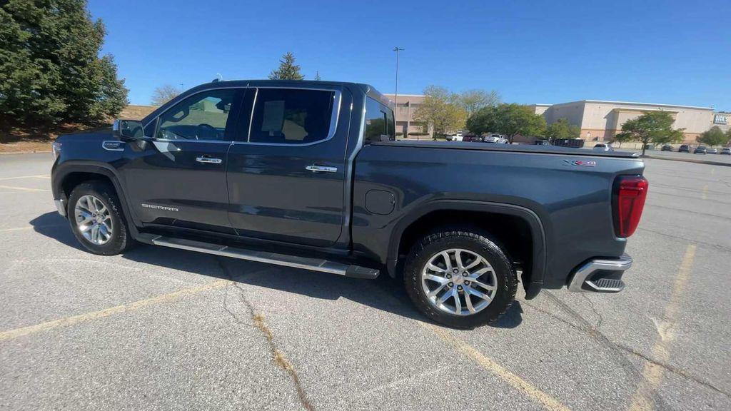 used 2022 GMC Sierra 1500 car, priced at $37,900