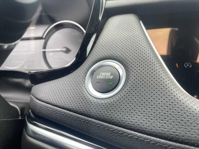 used 2023 Cadillac XT6 car, priced at $38,990