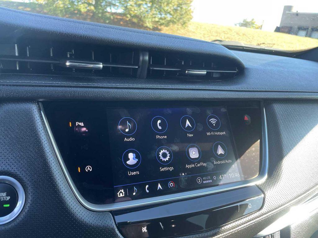 used 2024 Cadillac XT5 car, priced at $43,990