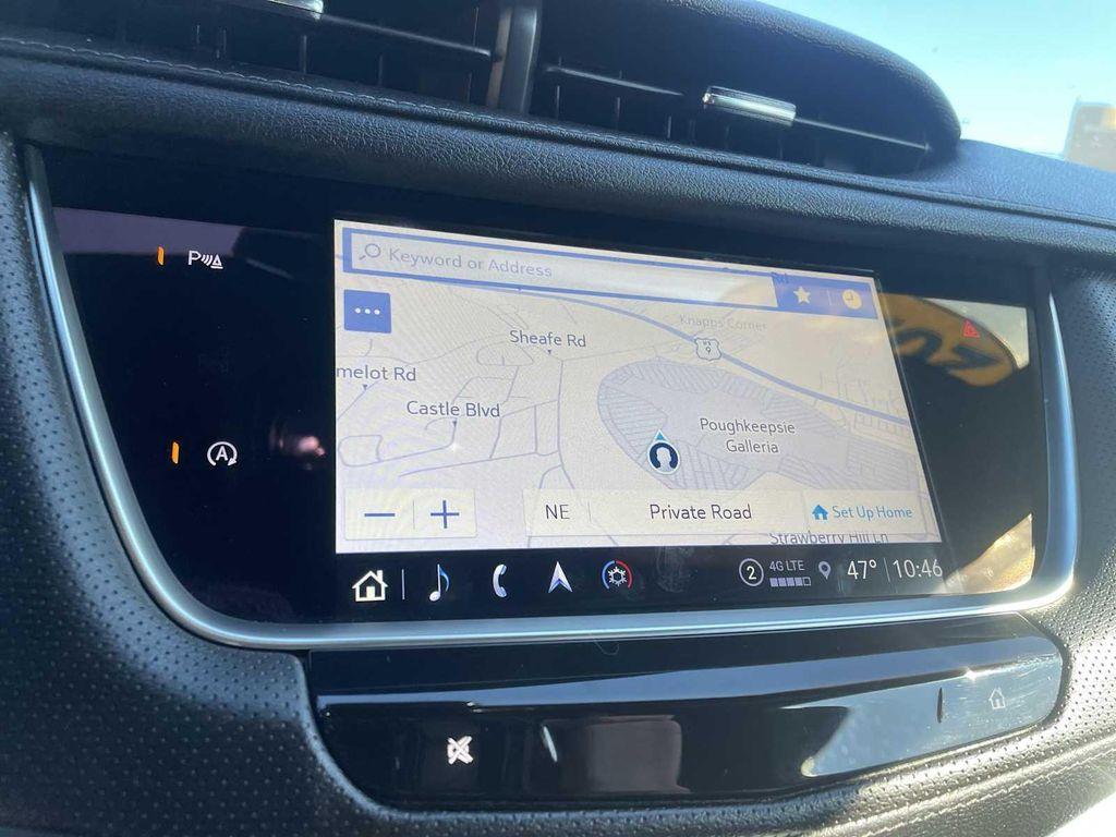 used 2024 Cadillac XT5 car, priced at $43,990