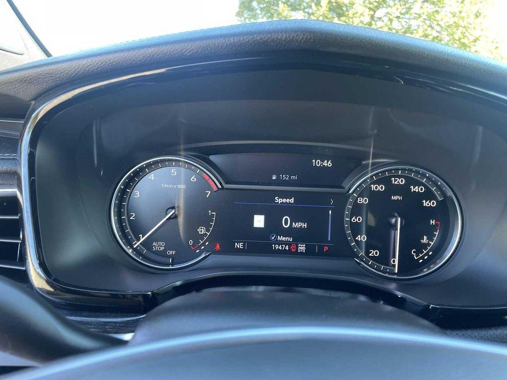 used 2024 Cadillac XT5 car, priced at $43,990