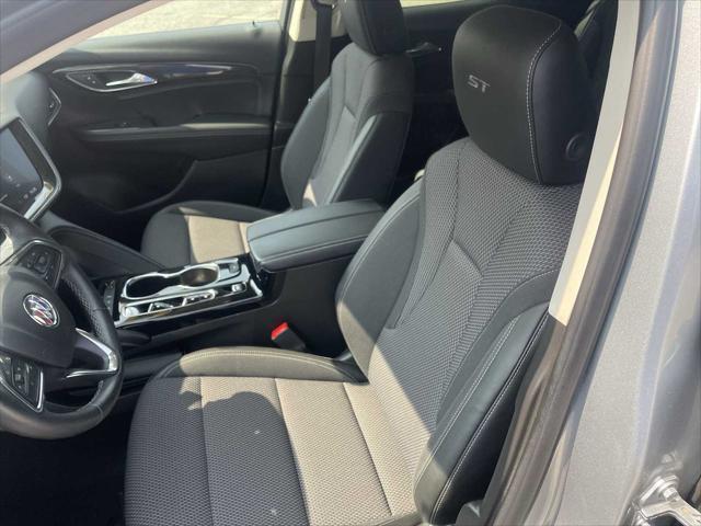 used 2023 Buick Envision car