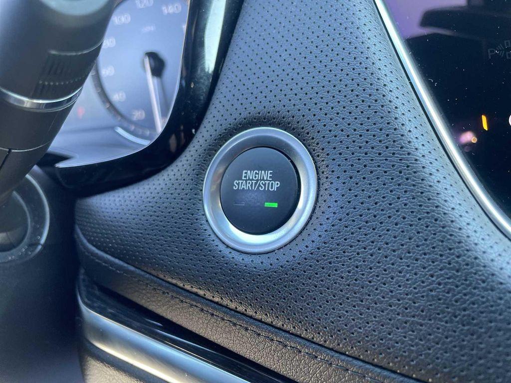 used 2023 Cadillac XT5 car, priced at $35,595