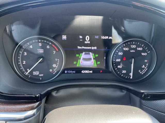 used 2021 Cadillac XT5 car, priced at $33,900