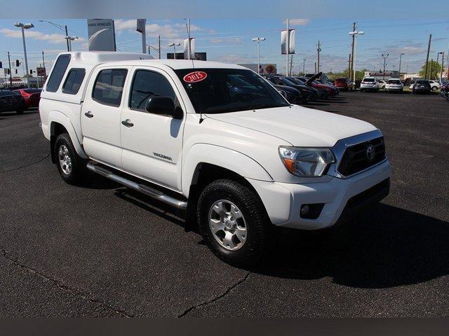 used 2015 Toyota Tacoma car, priced at $18,950