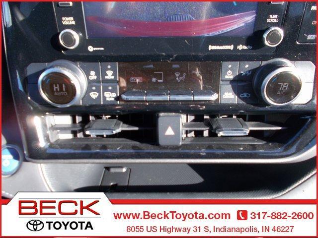 used 2021 Toyota Highlander Hybrid car, priced at $35,980