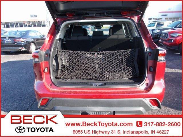 used 2021 Toyota Highlander Hybrid car, priced at $35,980