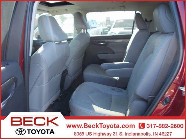 used 2020 Toyota Highlander car, priced at $35,980