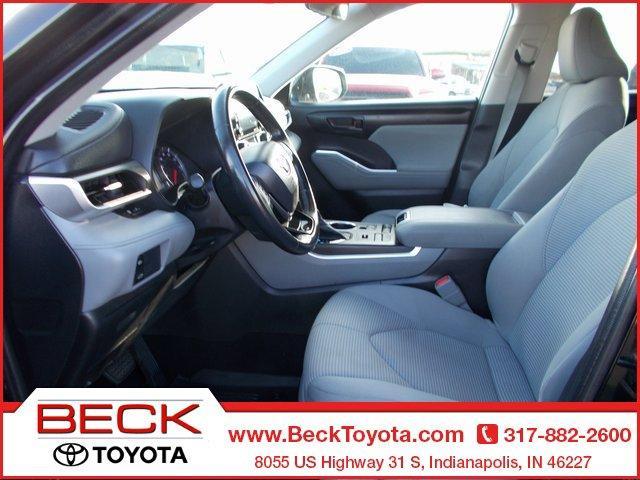 used 2021 Toyota Highlander car, priced at $31,650