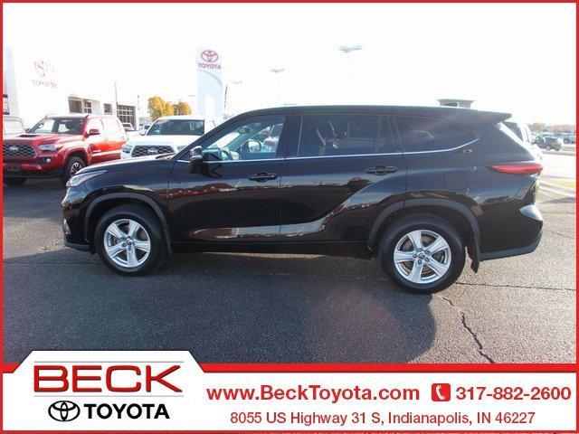 used 2021 Toyota Highlander car, priced at $31,650