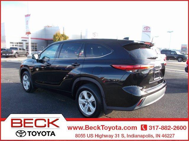 used 2021 Toyota Highlander car, priced at $31,650