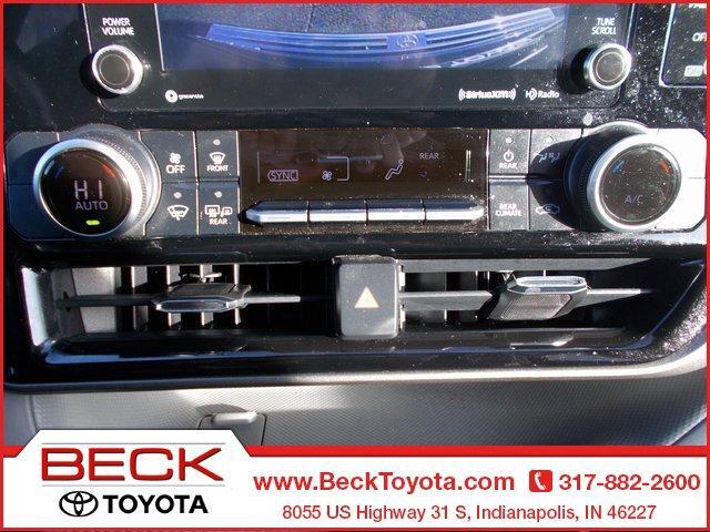 used 2021 Toyota Highlander car, priced at $31,650