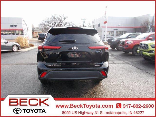 used 2022 Toyota Highlander car, priced at $32,980