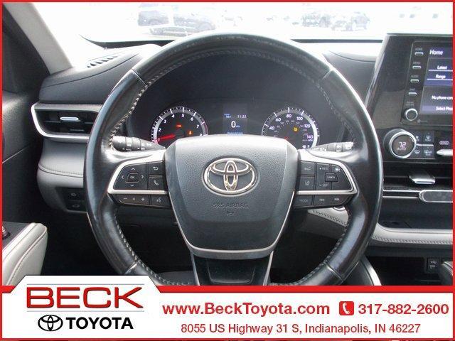 used 2022 Toyota Highlander car, priced at $32,980