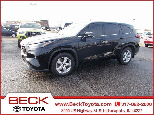 used 2022 Toyota Highlander car, priced at $32,980