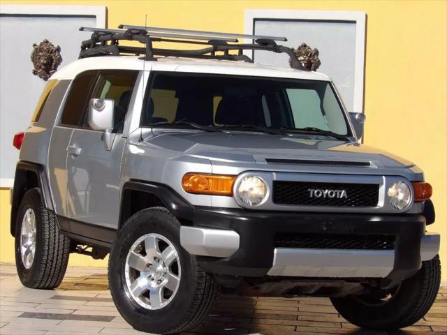 used 2008 Toyota FJ Cruiser car, priced at $18,900