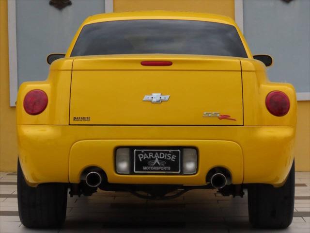 used 2004 Chevrolet SSR car, priced at $17,999