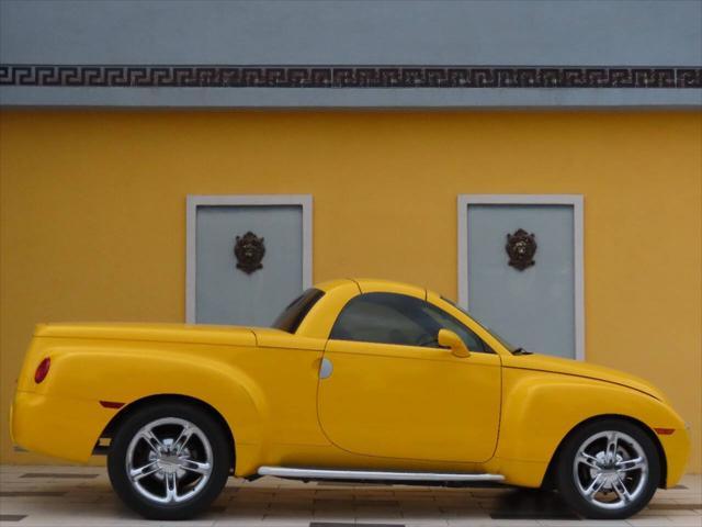 used 2004 Chevrolet SSR car, priced at $17,999