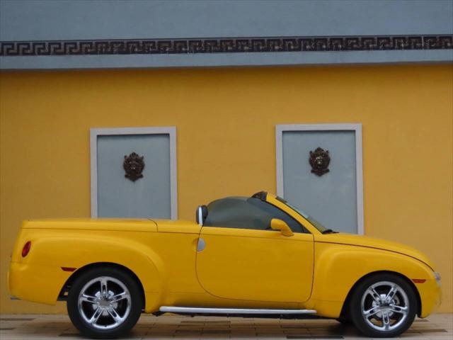 used 2004 Chevrolet SSR car, priced at $17,999