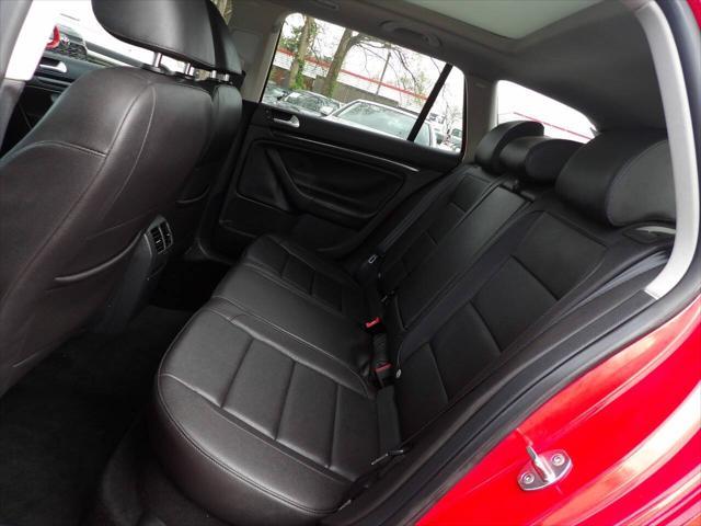 used 2014 Volkswagen Jetta SportWagen car, priced at $9,900
