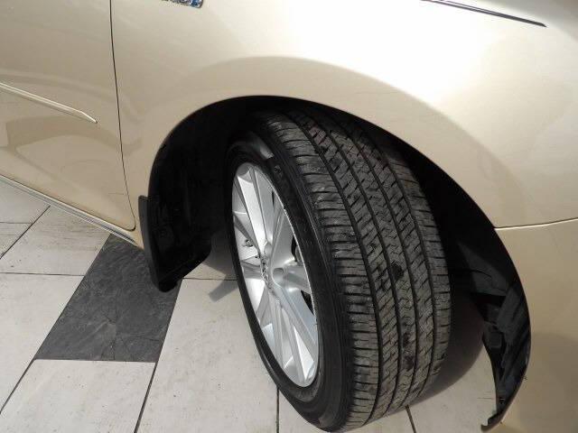 used 2012 Toyota Camry Hybrid car, priced at $13,900